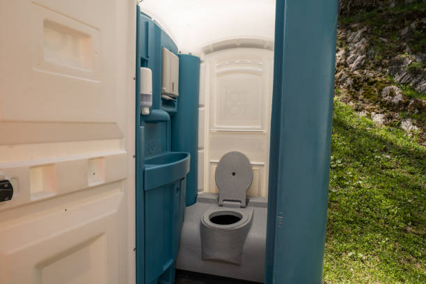 Portable Toilet Options We Offer in Water Valley, MS